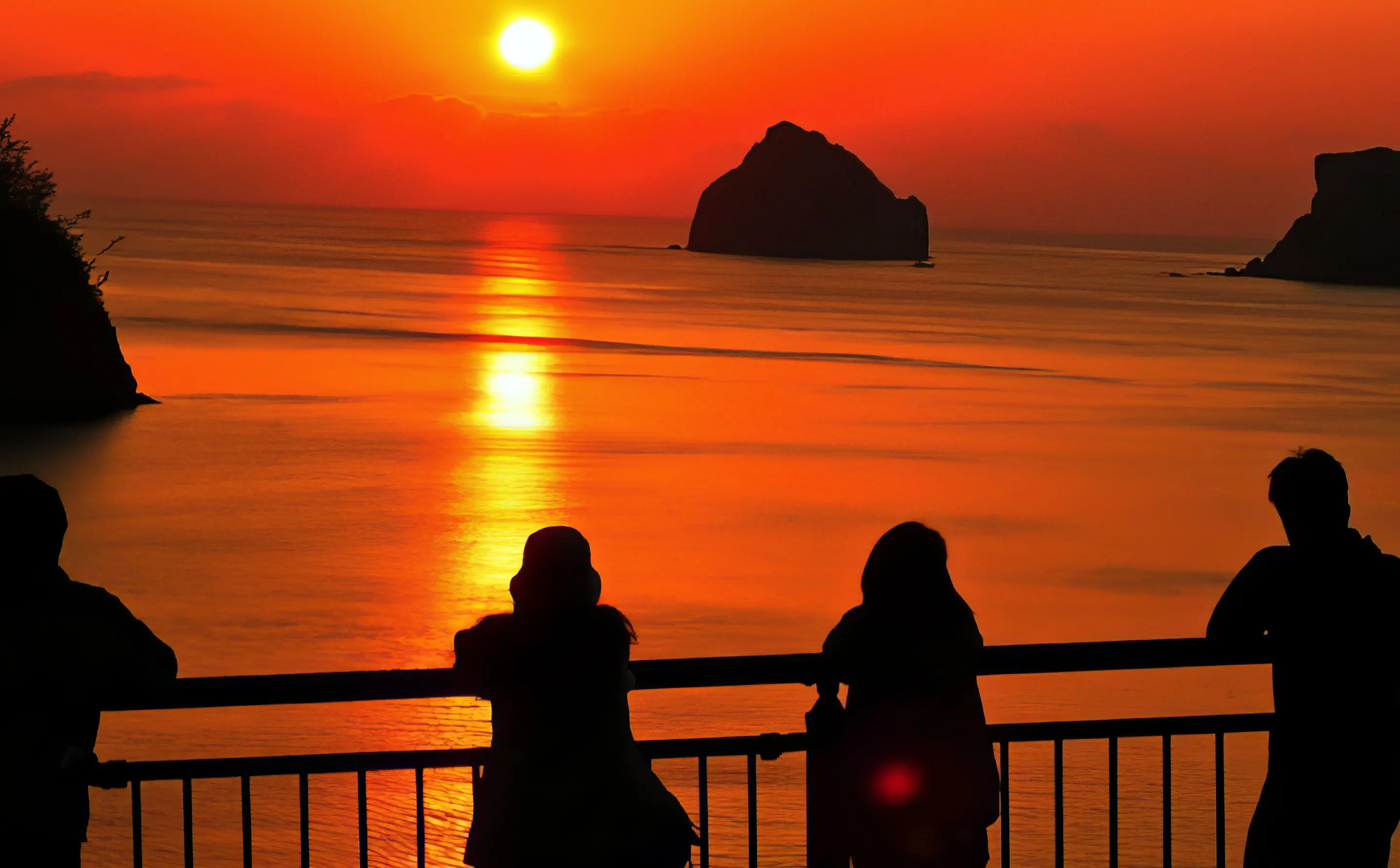 東京島しょ部求人サイトの診察風景写真2枚目